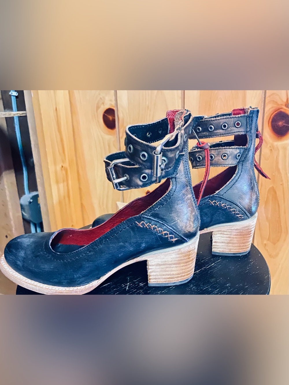 Freebird by Steven Size 7 strappy heels - Picture 5 of 12